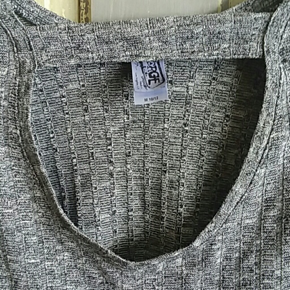 Erge Crop - Picture 2 of 5